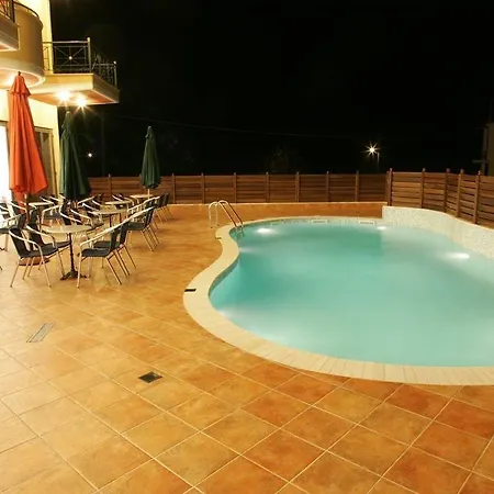 فندق Metropole 2*