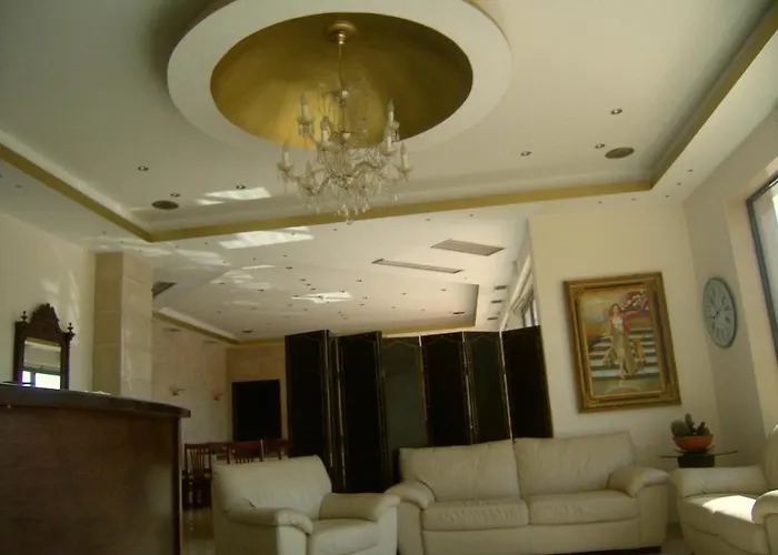 Metropole 2*
